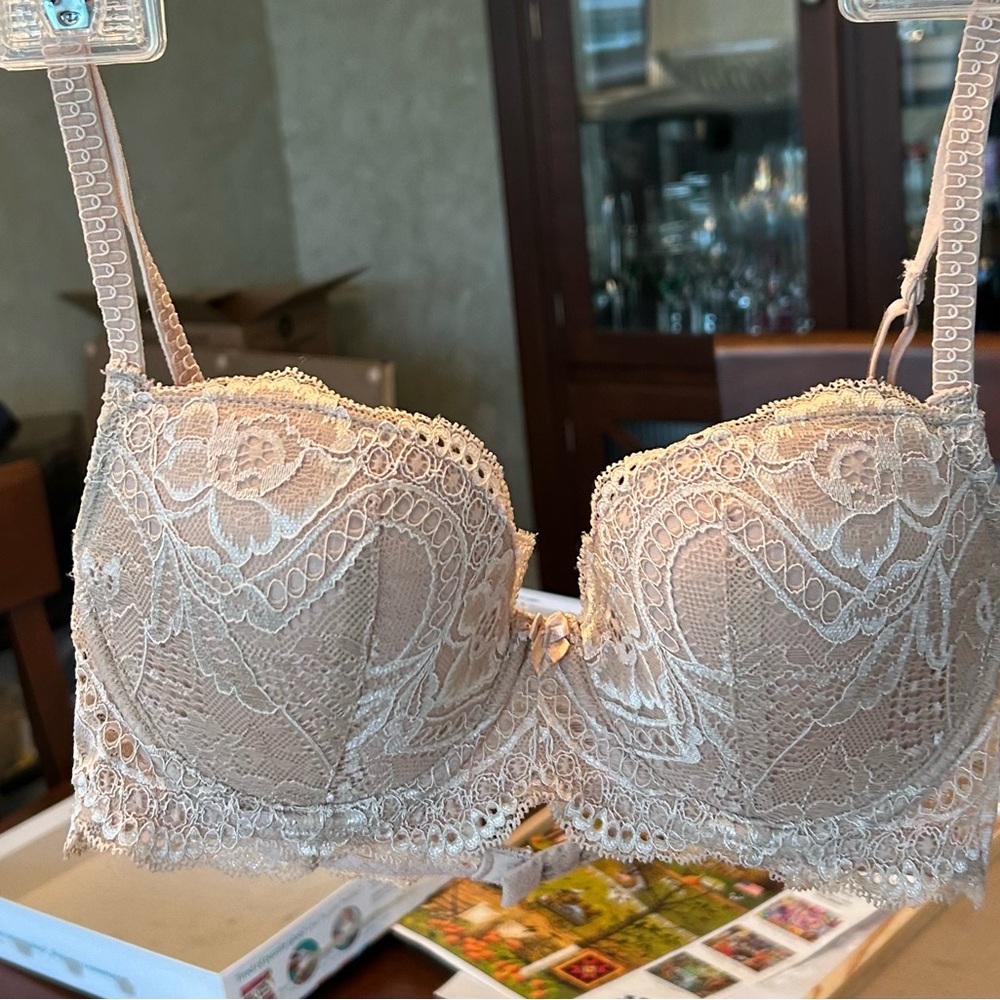 Le Mystere Elegant Beige Lace Bra 32C